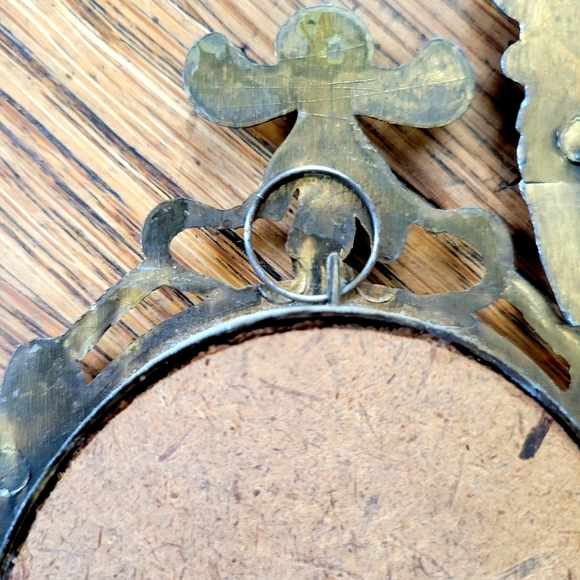 Vintage set of 3 ornate made in Italy brass framed photos - Picture 6 of 7